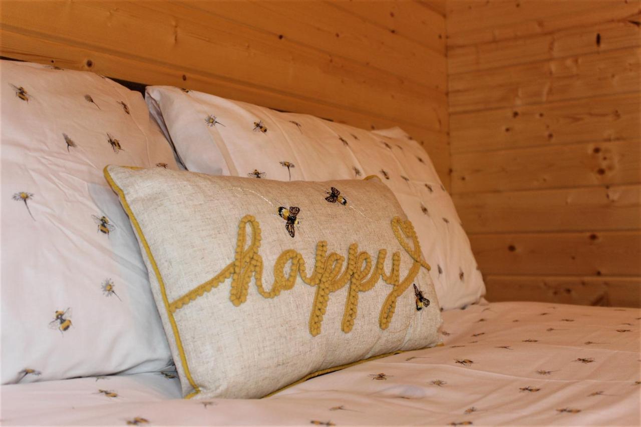 Stunning 5-Bed Cabin In Ashton Under Hill Evesham Extérieur photo