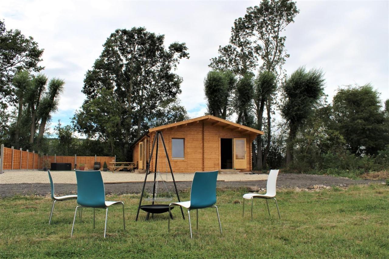 Stunning 5-Bed Cabin In Ashton Under Hill Evesham Extérieur photo